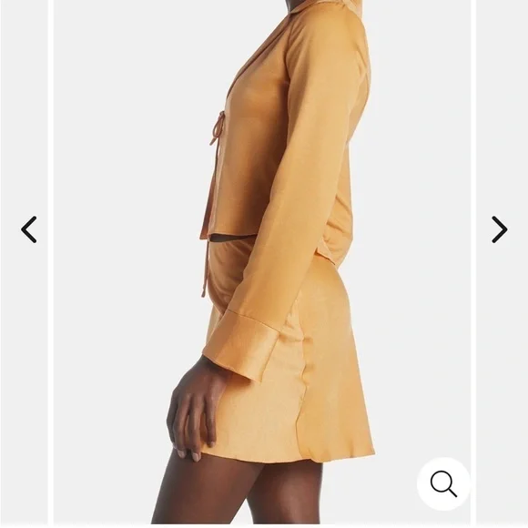 NWOT Sage The Label Jess Tie Front Shirt - Small - Picture 3 of 8